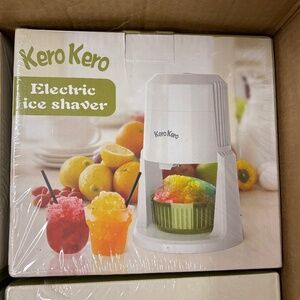 NIP Kero Kero Ice Shaver